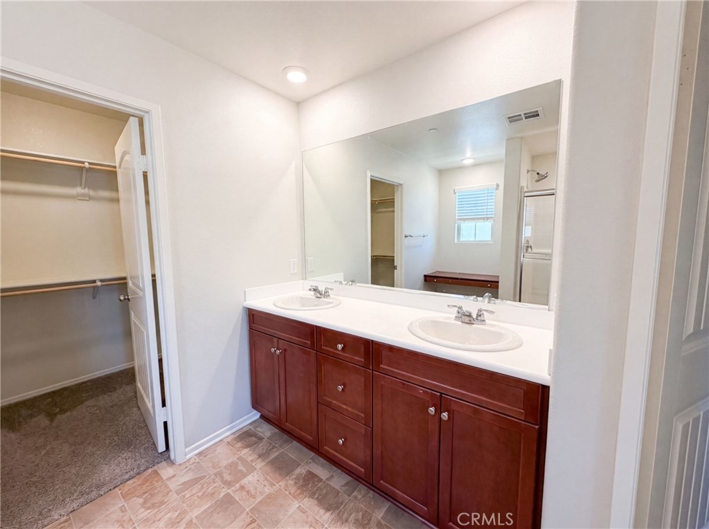 30401 Village Terrace Property Photo 17