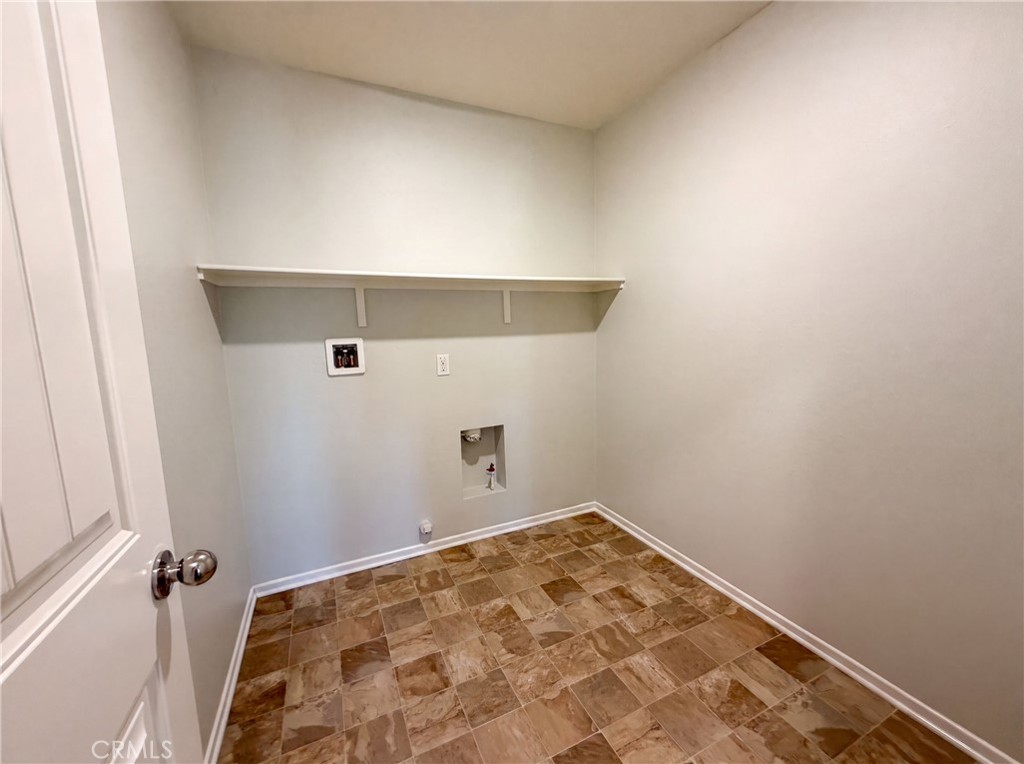 30401 Village Terrace Property Photo 21