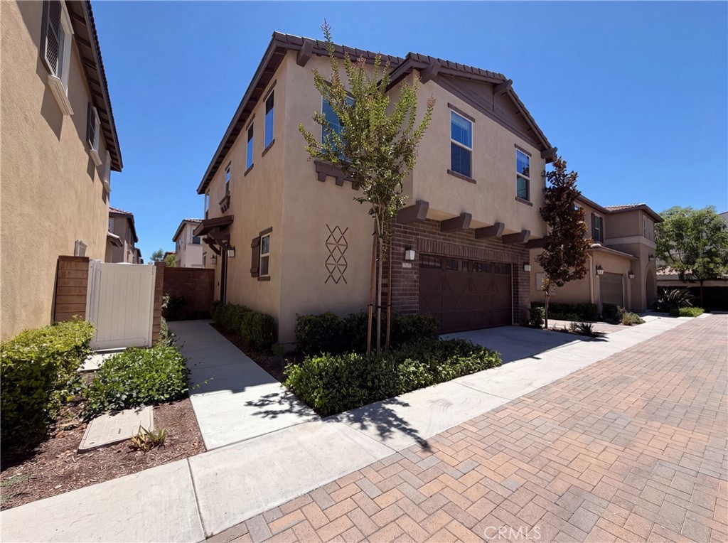 30401 Village Terrace Property Photo 23