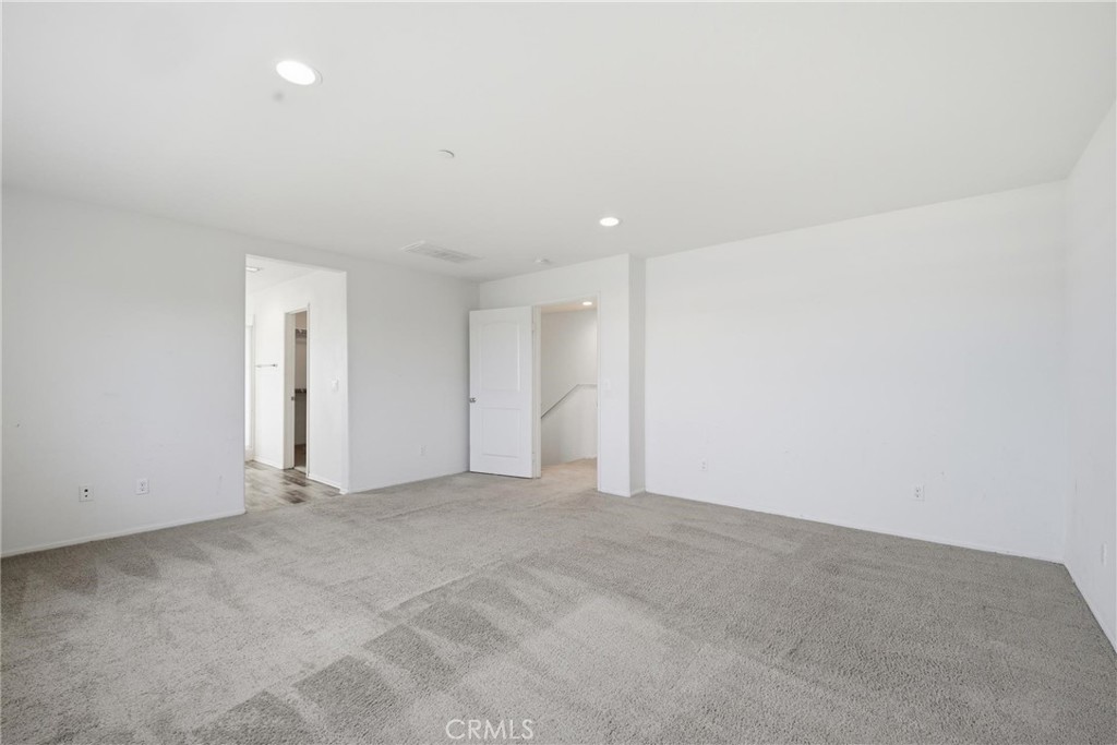 3142 S Newton Avenue Property Photo 14
