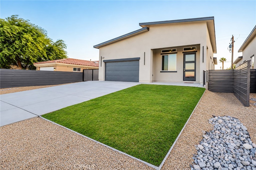 16322 Avenida Gracia Property Photo 4