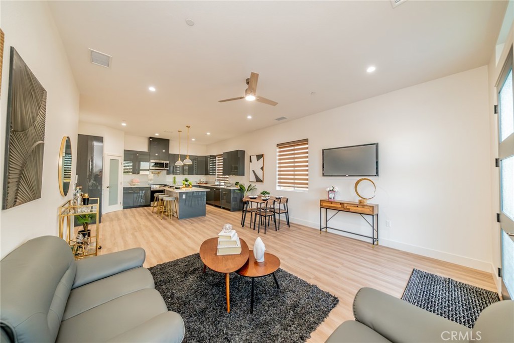 16322 Avenida Gracia Property Photo 8