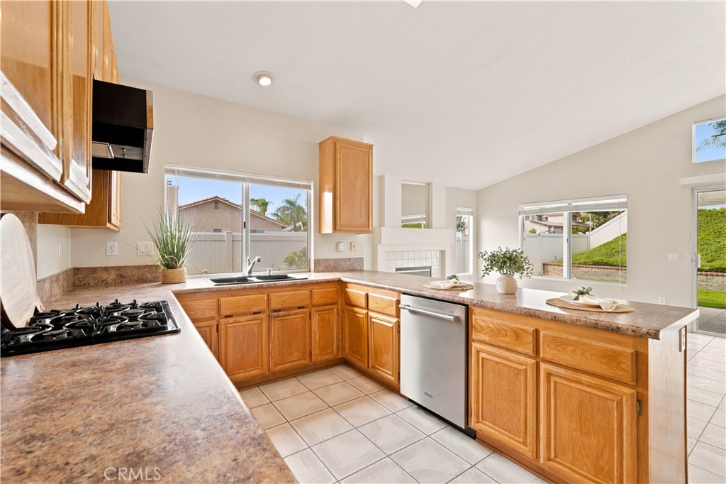 8395 Rosemary Property Photo 5