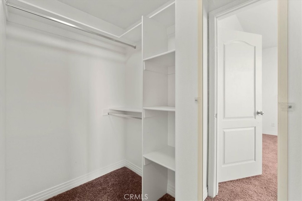 11622 Oxnard Street Property Photo 22