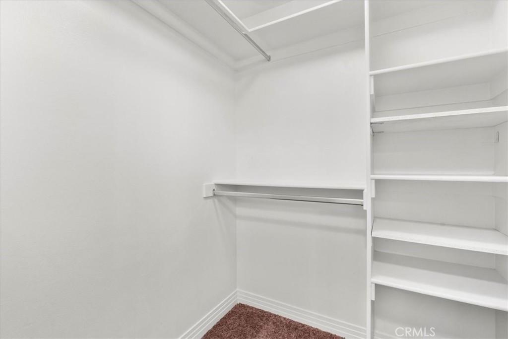 11622 Oxnard Street Property Photo 26