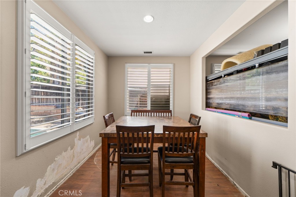 8028 La Crosse Way Property Photo 12