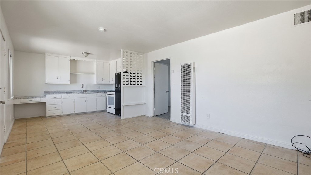 511 E Fredricks Property Photo 29