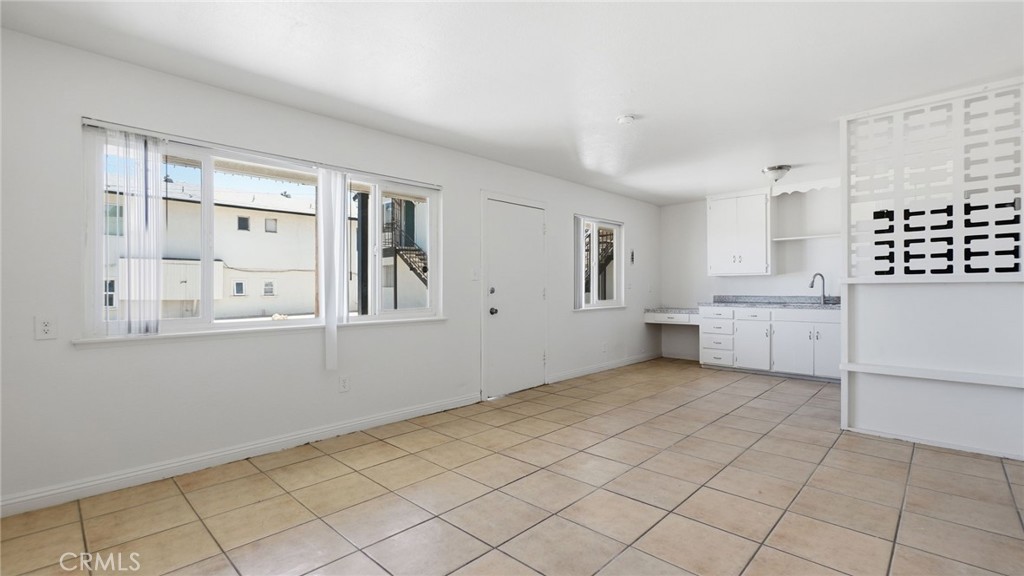 511 E Fredricks Property Photo 30