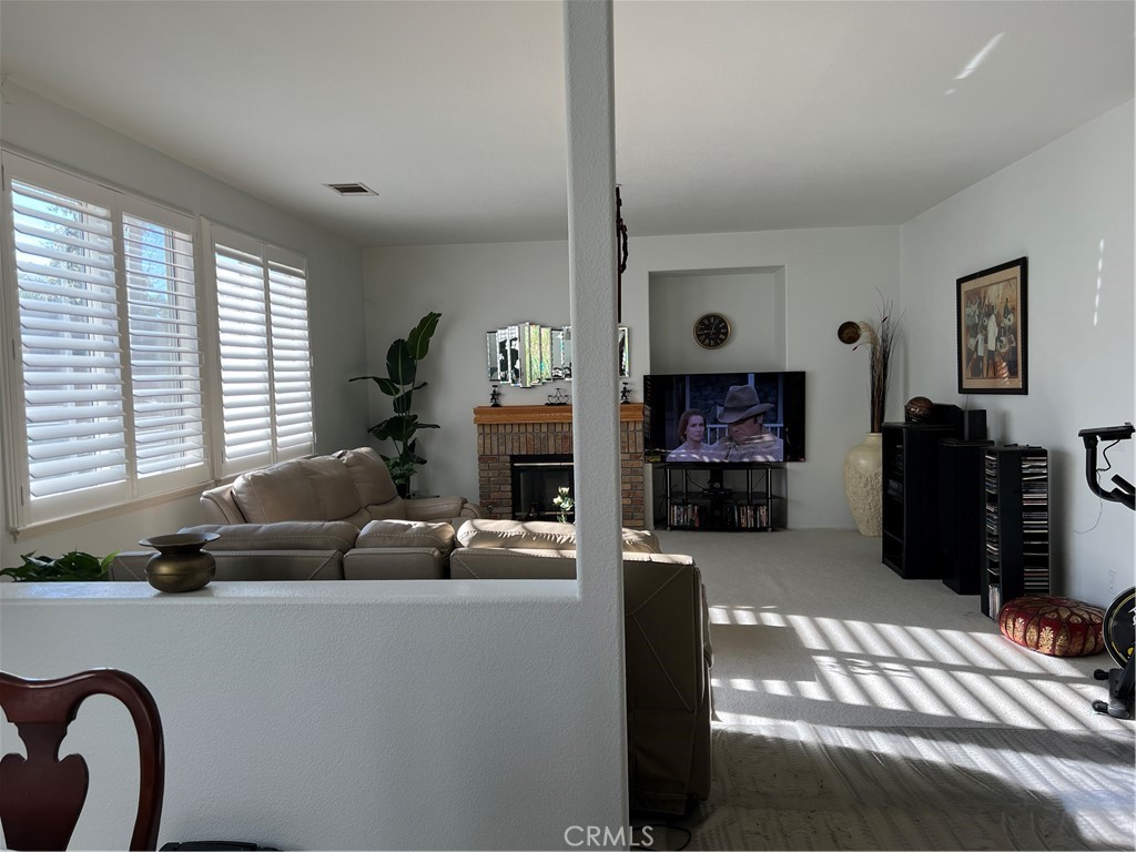 7739 Centro Property Photo 8
