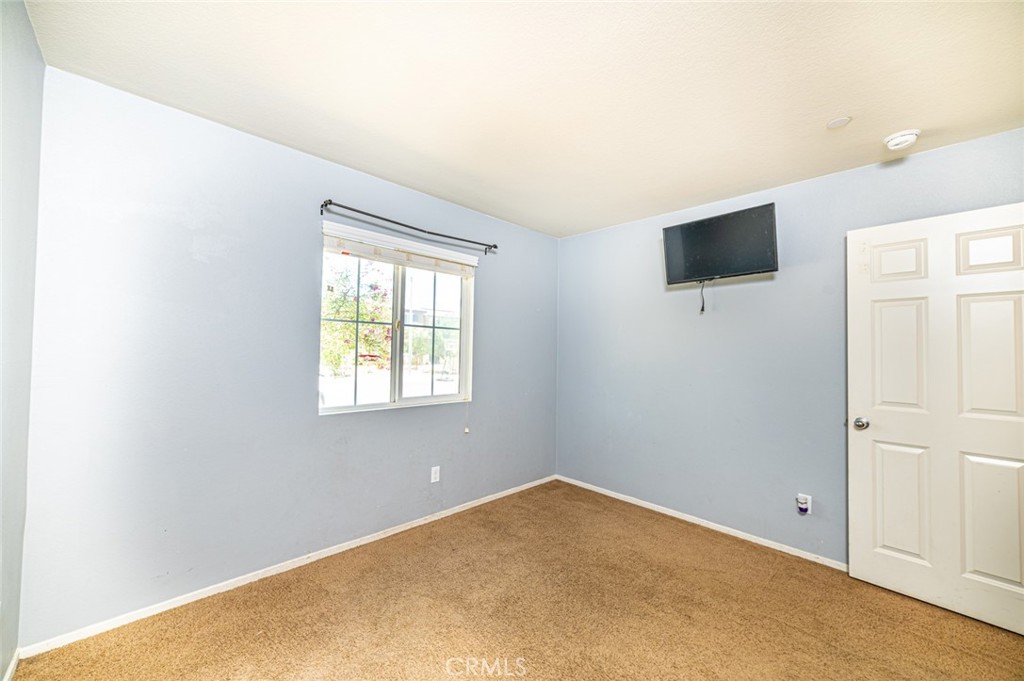 11815 Andrews Property Photo 13