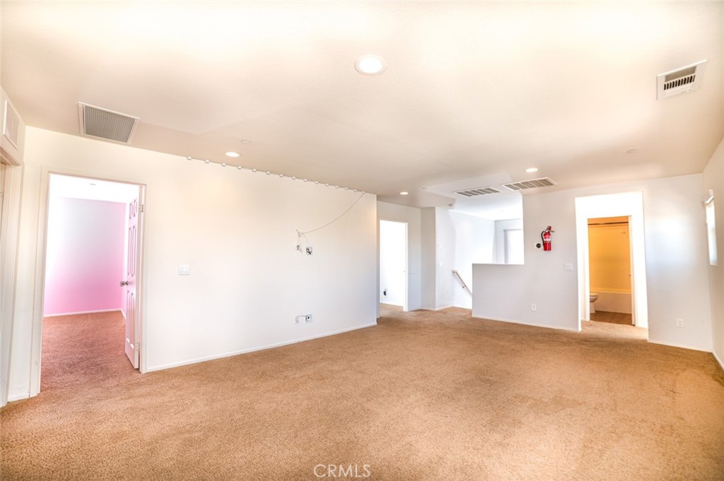 11815 Andrews Property Photo 17