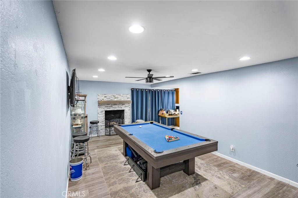 18025 Juniper Street Property Photo 6