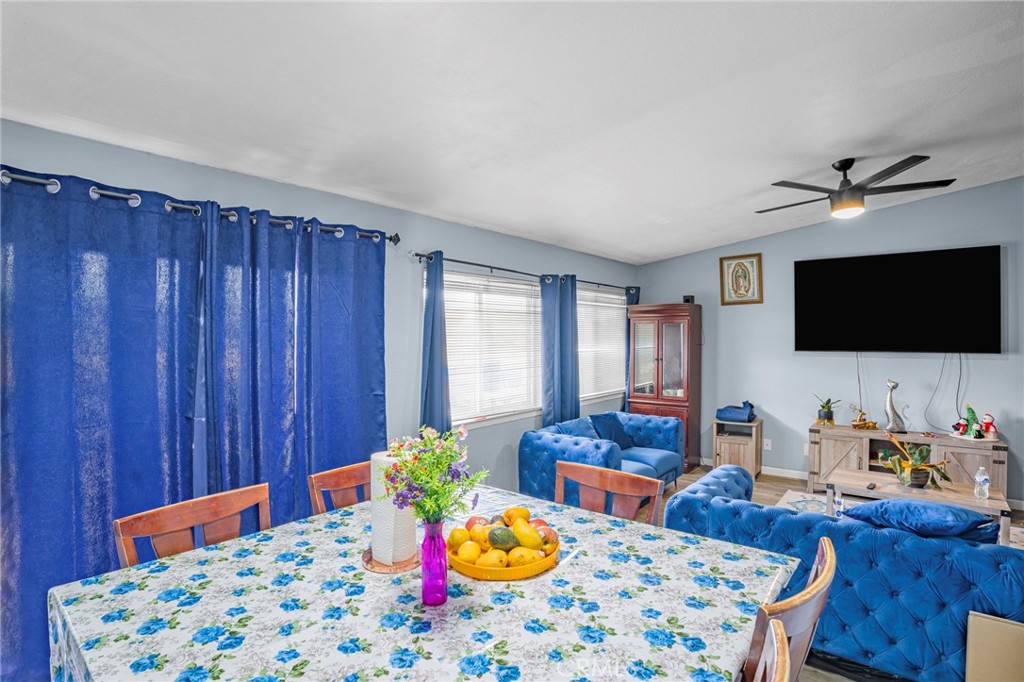 18025 Juniper Street Property Photo 12