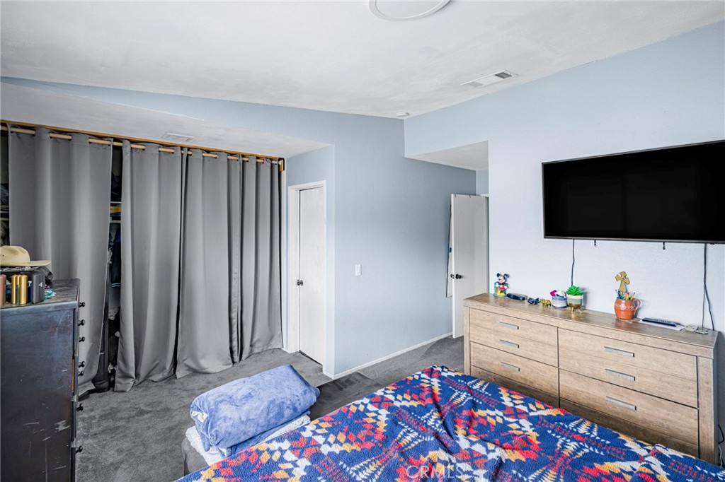 18025 Juniper Street Property Photo 20