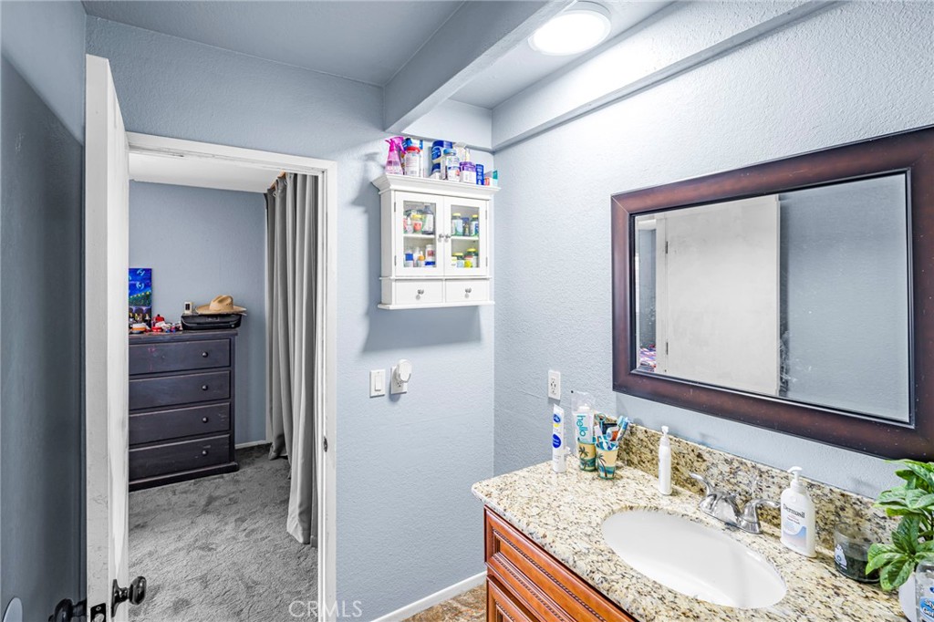 18025 Juniper Street Property Photo 22