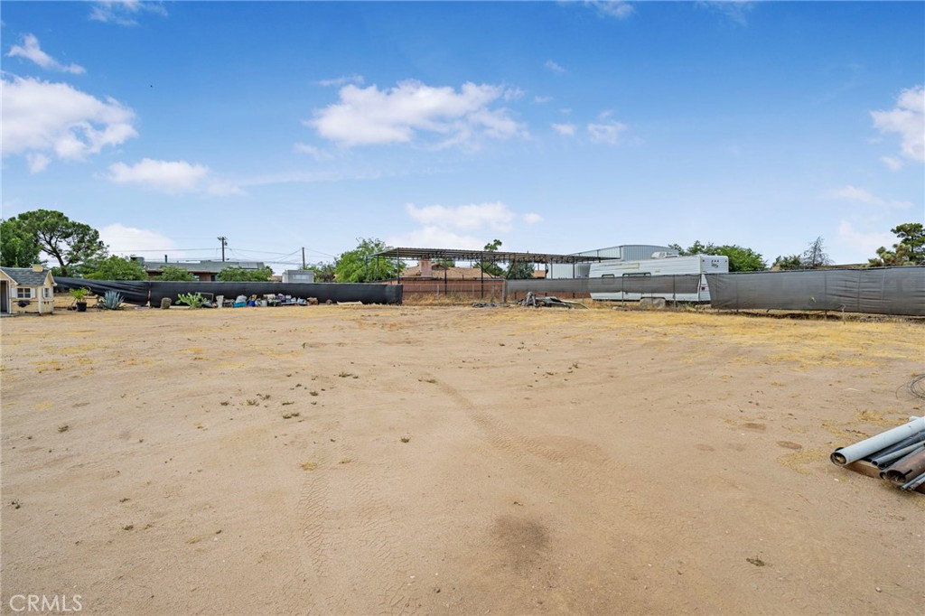 18025 Juniper Street Property Photo 24