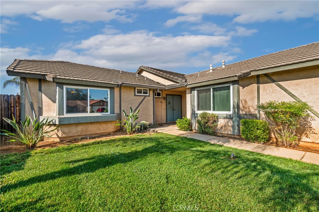 23379 Harland Drive Property Photo 3
