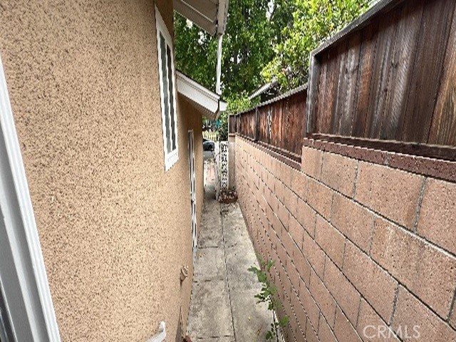 7106 Jellico Avenue Property Photo 4