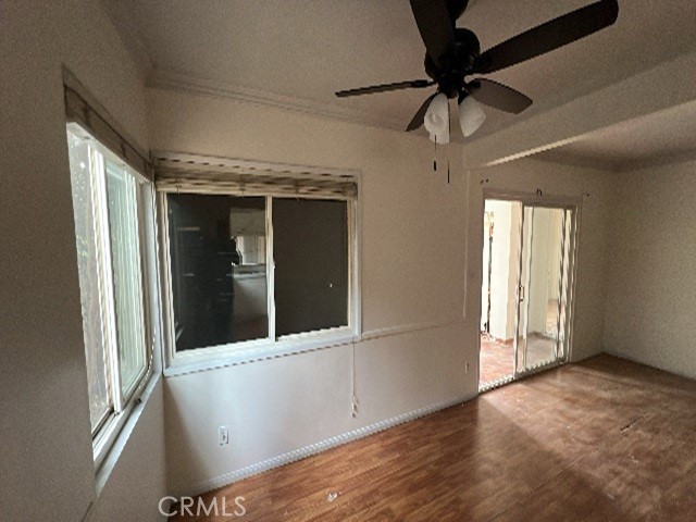 7106 Jellico Avenue Property Photo 5