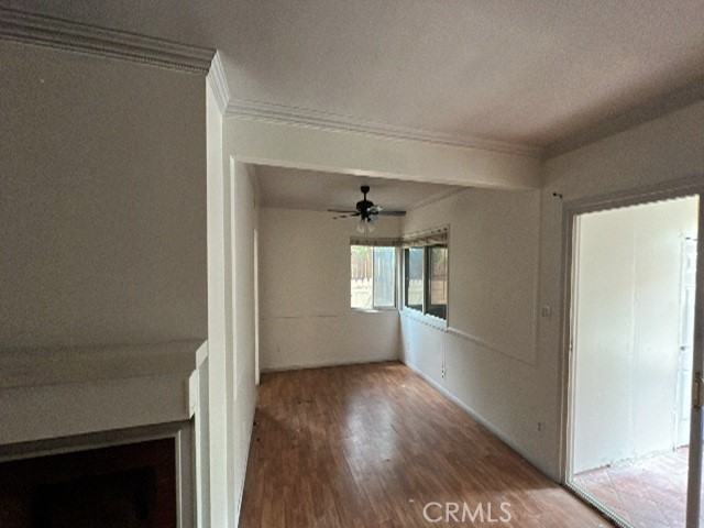 7106 Jellico Avenue Property Photo 7