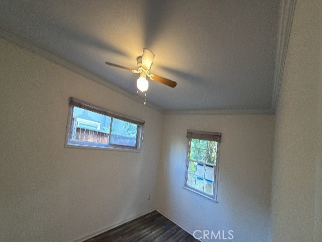 7106 Jellico Avenue Property Photo 13