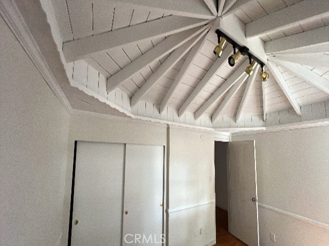 7106 Jellico Avenue Property Photo 17