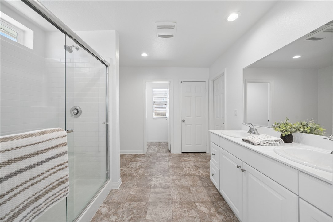 20130 Curaco Court Property Photo 24