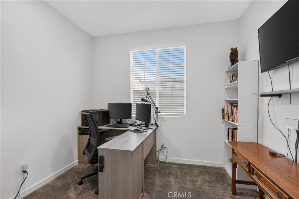 590 Colorado Drive Property Photo 8