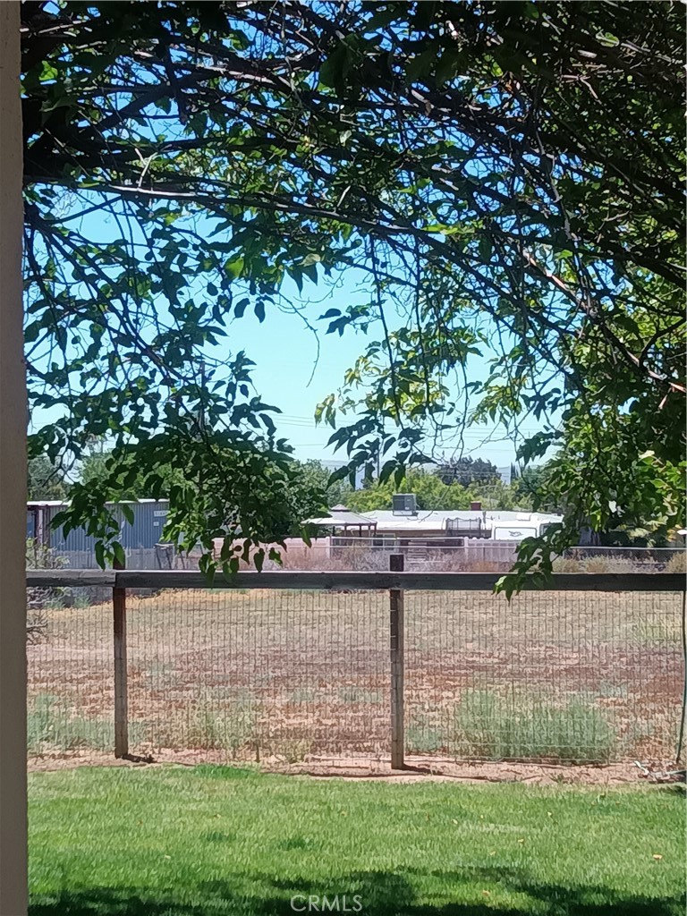 1034 2nd Place Property Photo 8