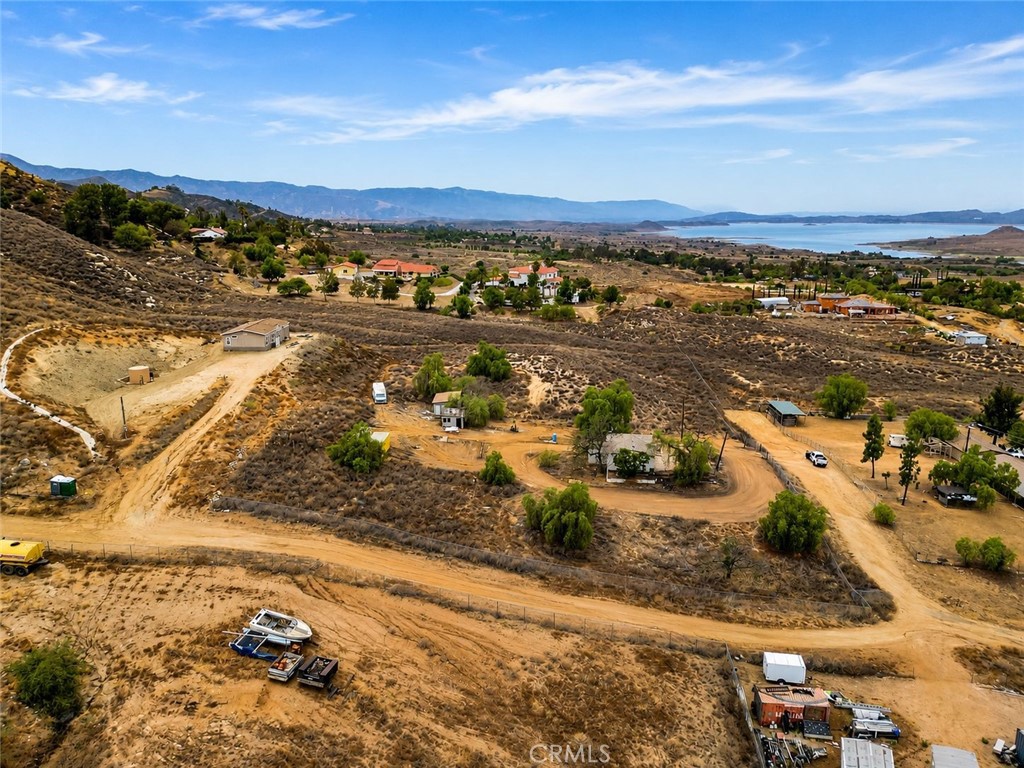 15953 Cajalco Road Property Photo 6
