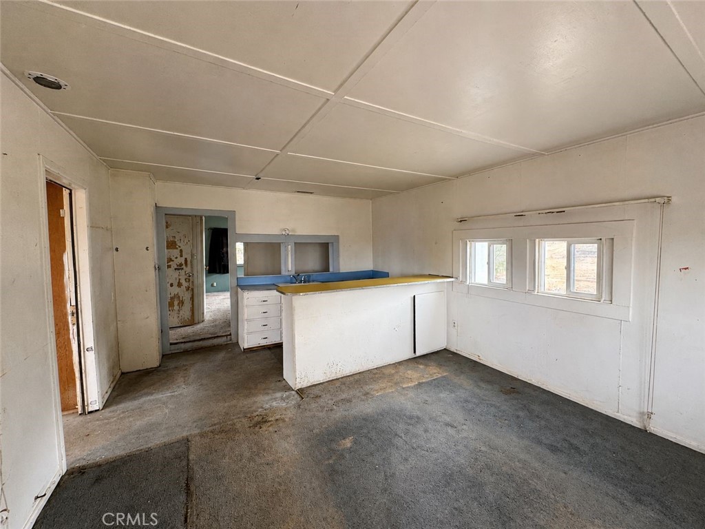 15953 Cajalco Road Property Photo 9