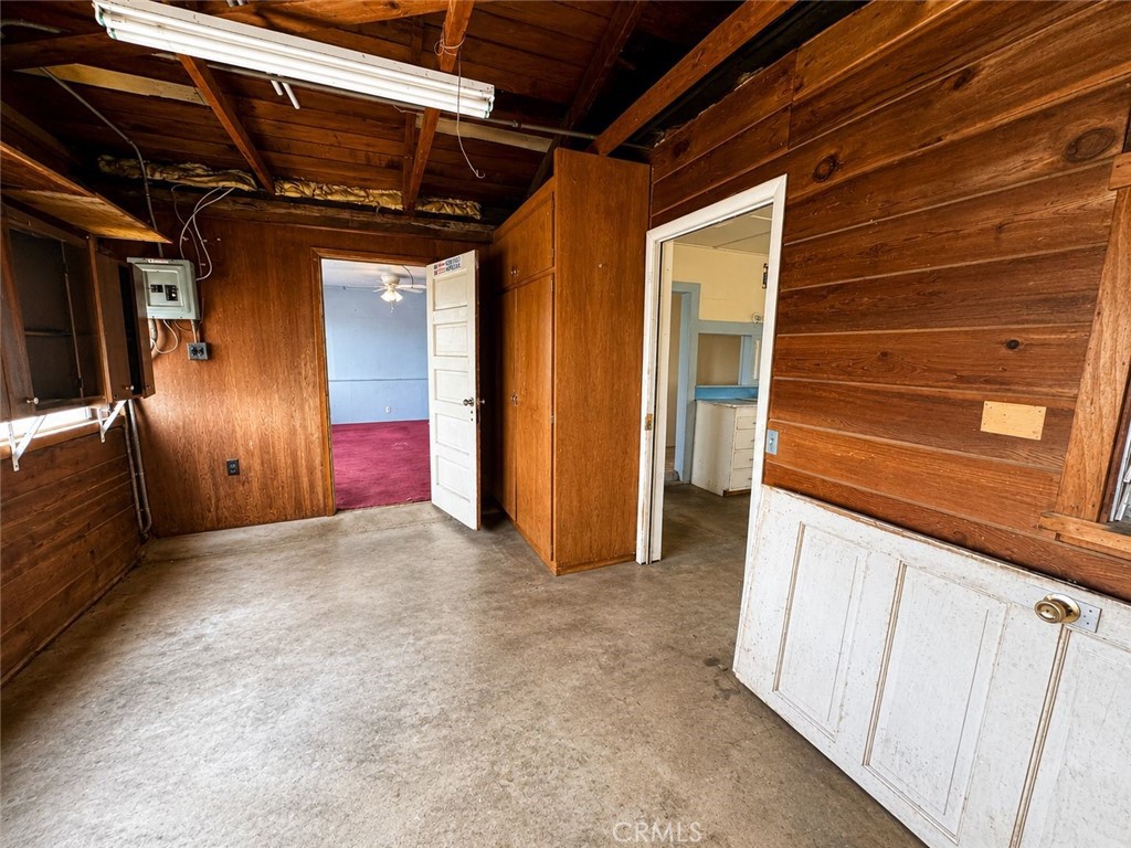 15953 Cajalco Road Property Photo 10