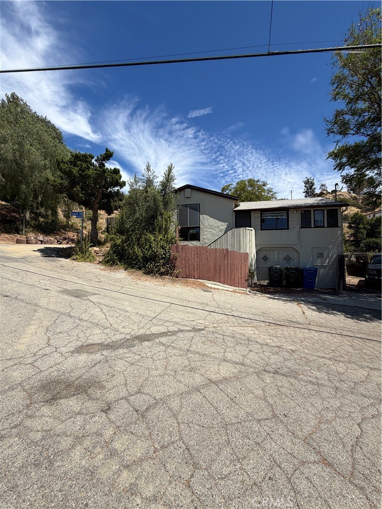 7157 Leota Property Photo 1