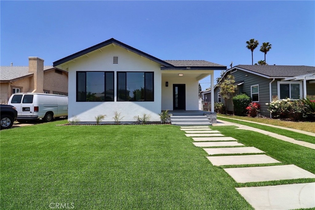 2015 W 42nd Place Property Photo 4