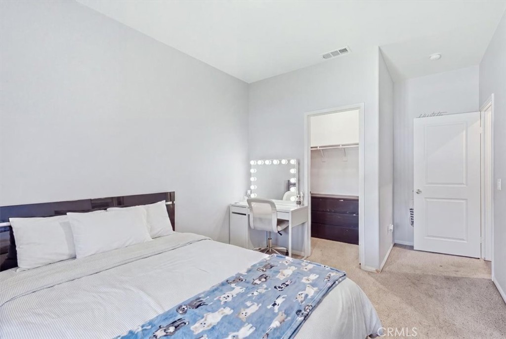 15727 Akron Property Photo 25