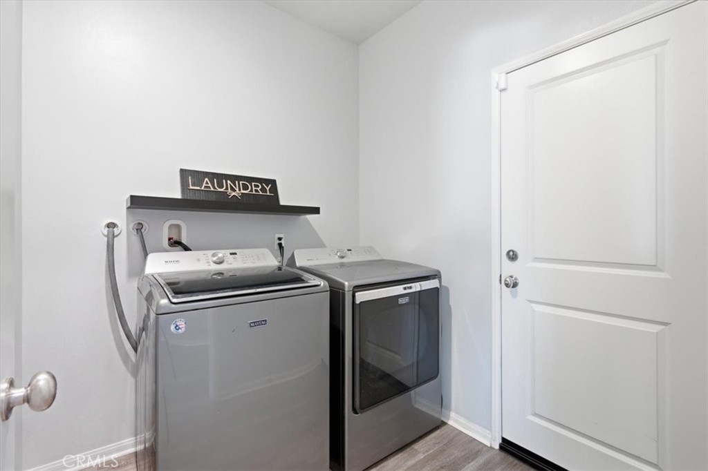 15727 Akron Property Photo 32
