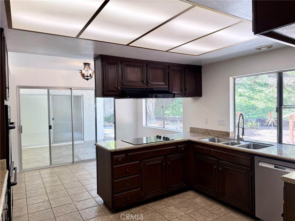4356 Cartesian Property Photo 13