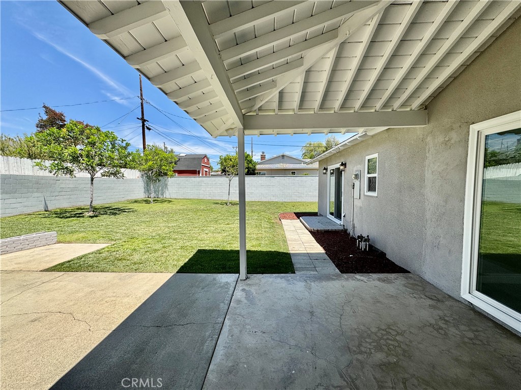 1127 Turning Bend Property Photo 3