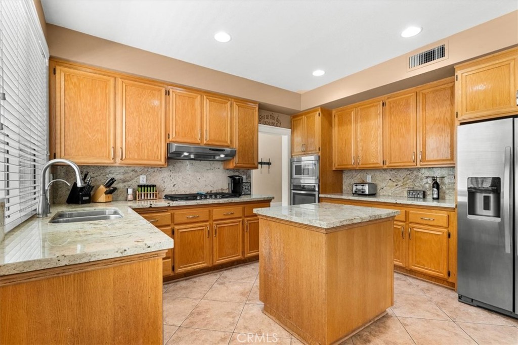 1584 Meadowlark Property Photo 17