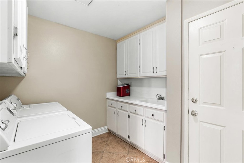 1584 Meadowlark Property Photo 26