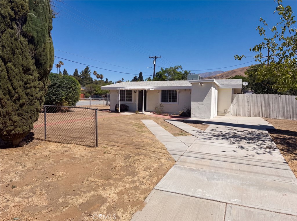 415 E Indian School Property Photo 1