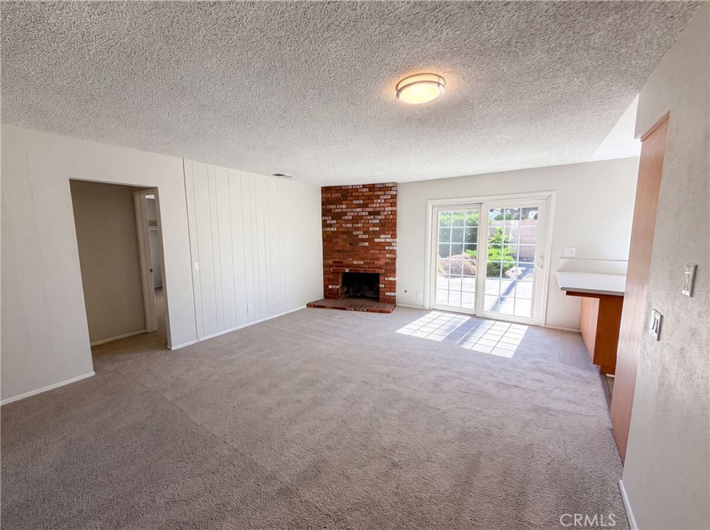 648 Brentwood Property Photo 8