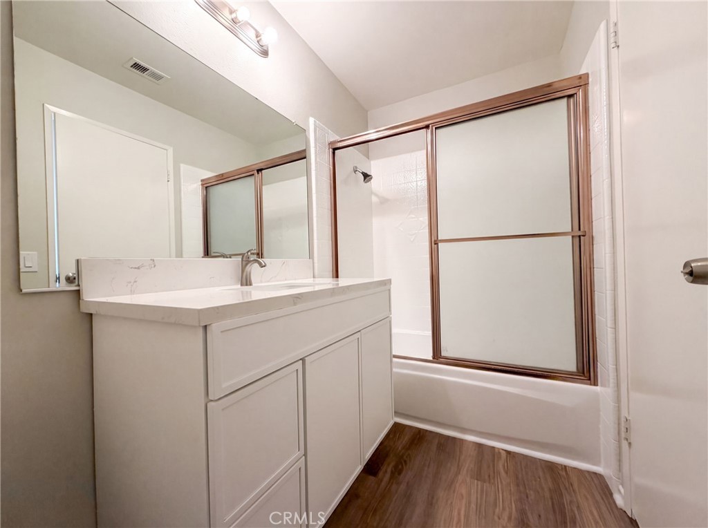 648 Brentwood Property Photo 17