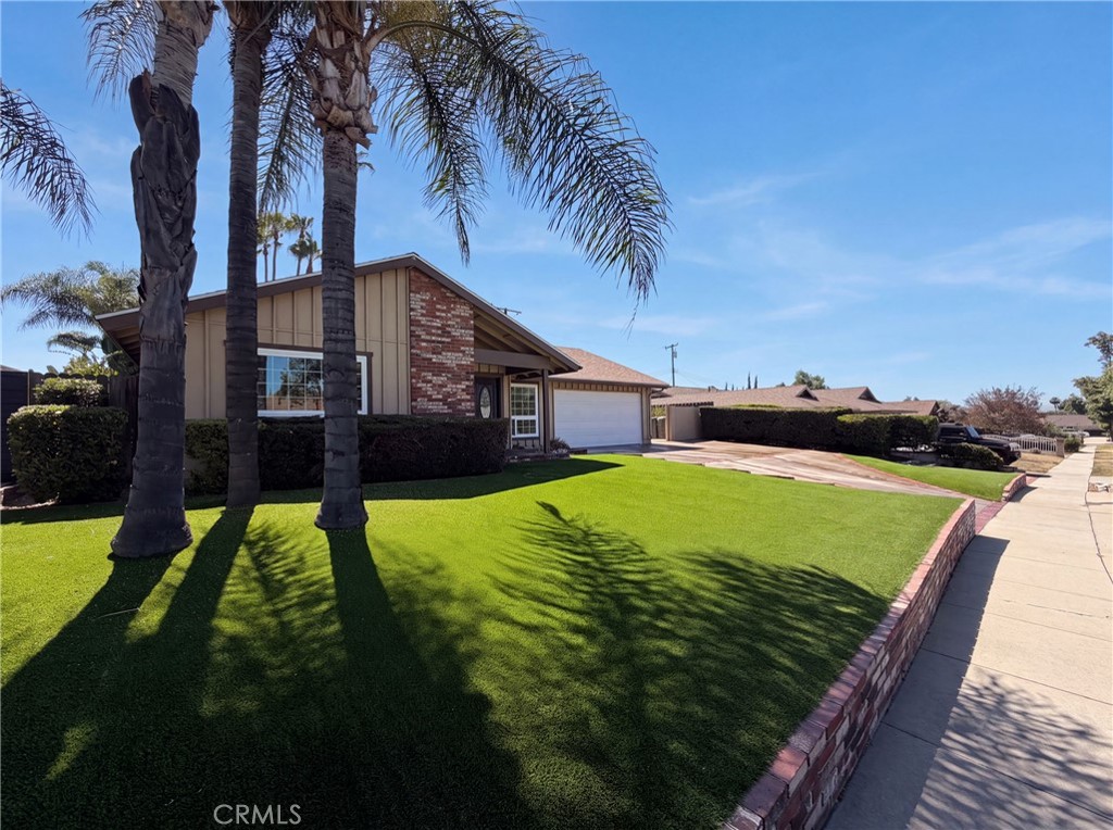 648 Brentwood Property Photo 24