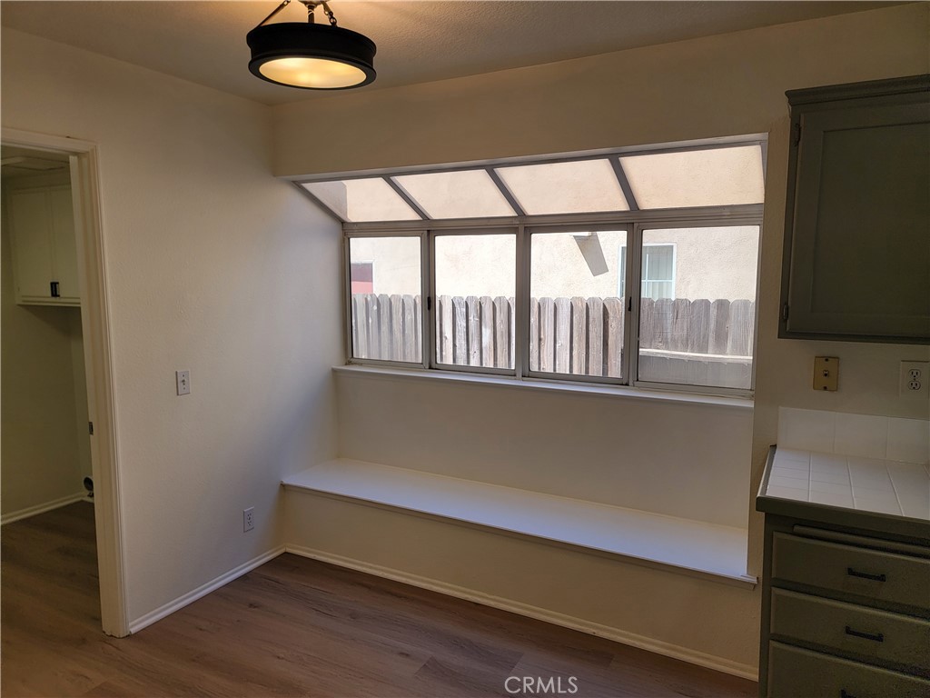 7466 Holloway Property Photo 6