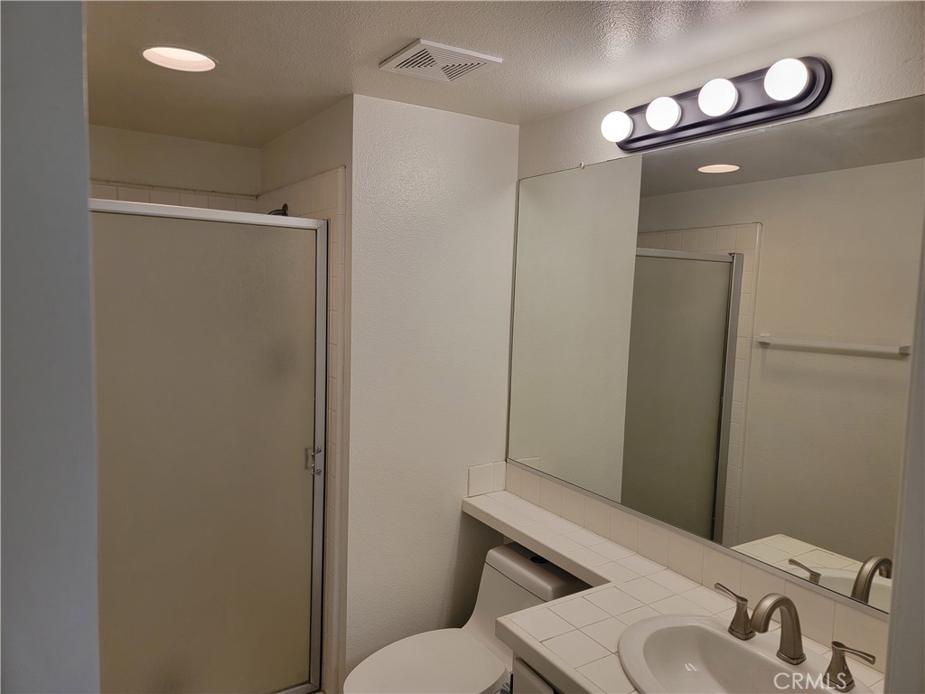 7466 Holloway Property Photo 9