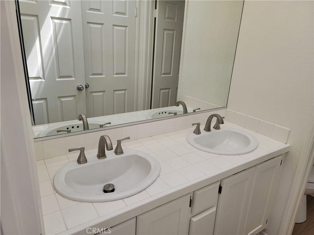 7466 Holloway Property Photo 17