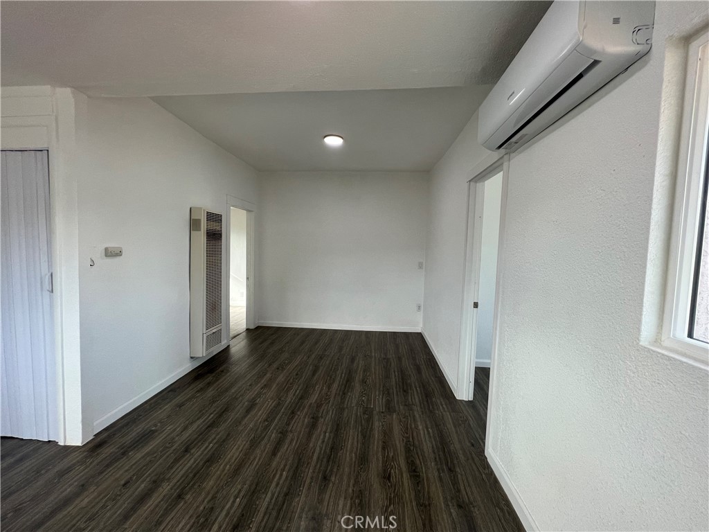 1906 Mentone Blvd A Property Photo 2