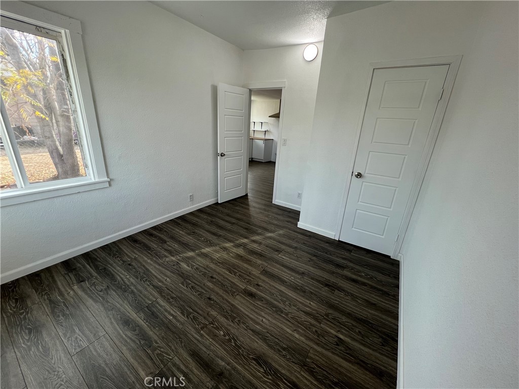1906 Mentone Blvd A Property Photo 3