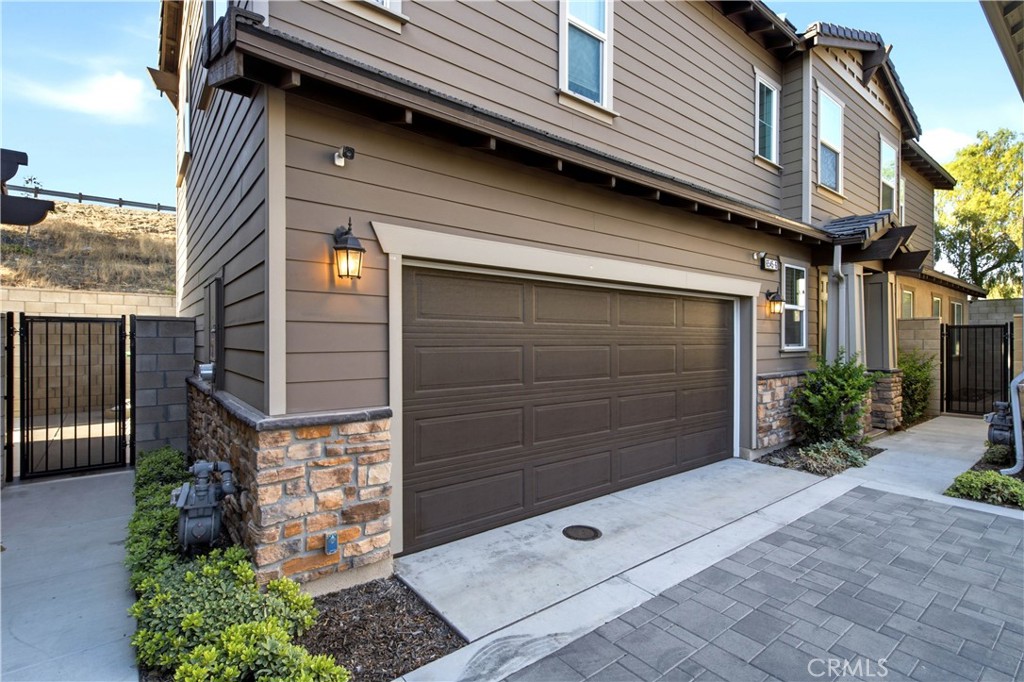 6545 Grotto Lane Property Photo 1